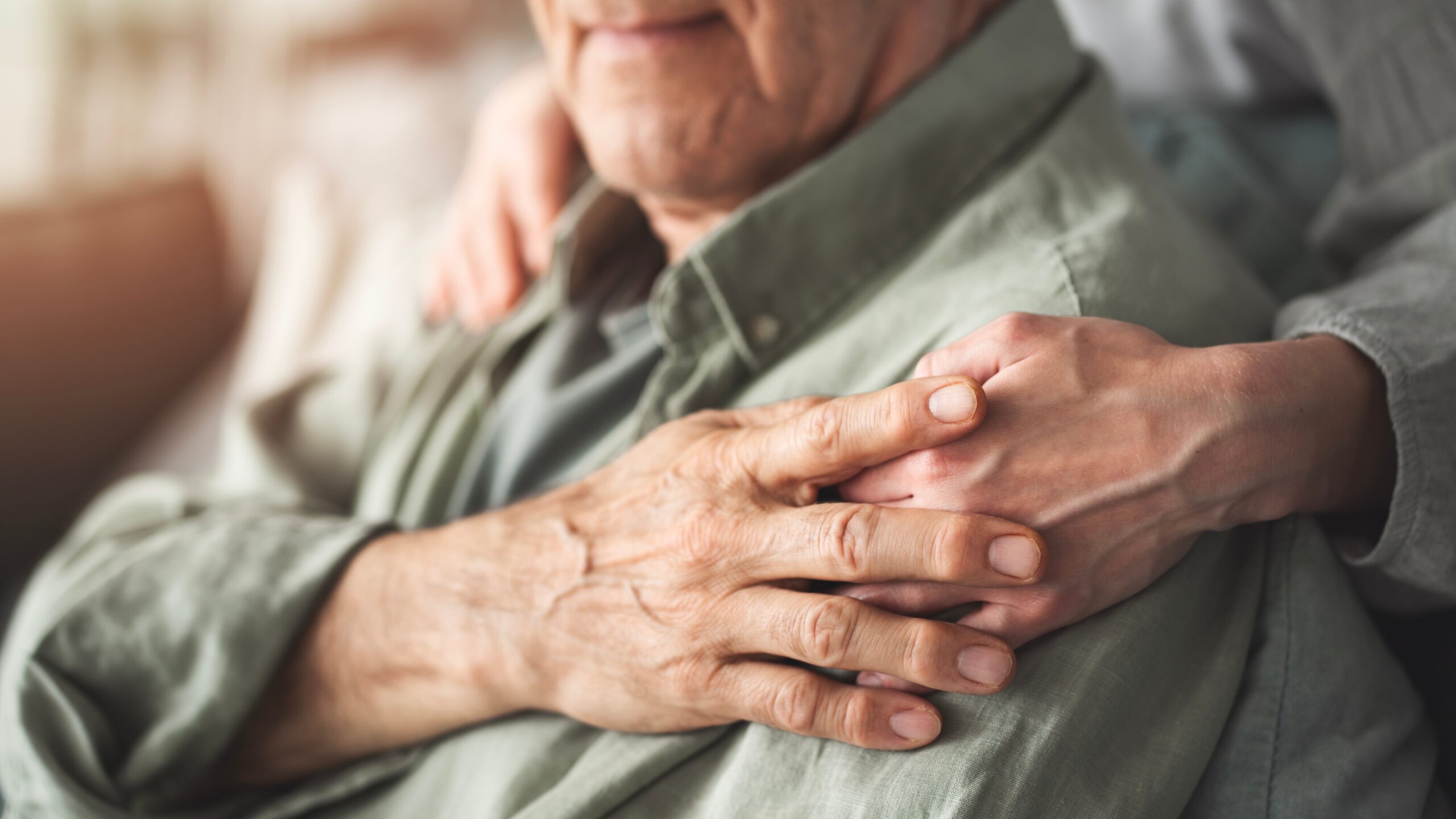 Comforting,Hand,Supporting,The,Old,Man
